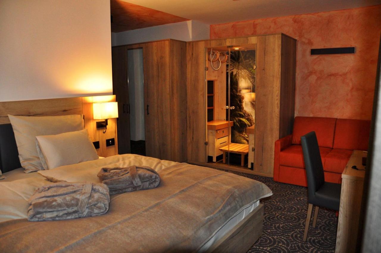 Rosa 3* St. Lugan